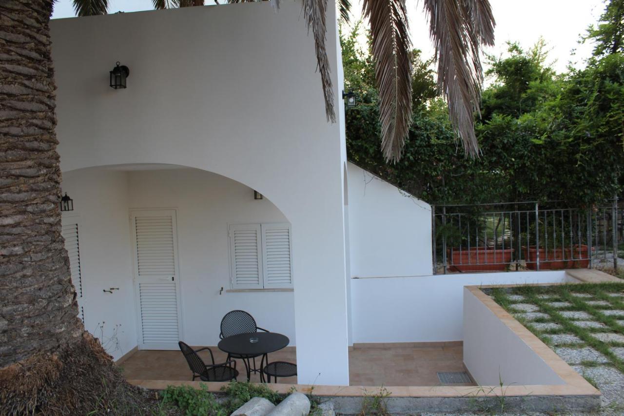 Agenzia Isotur Villa Olimpia Ponza Exterior foto