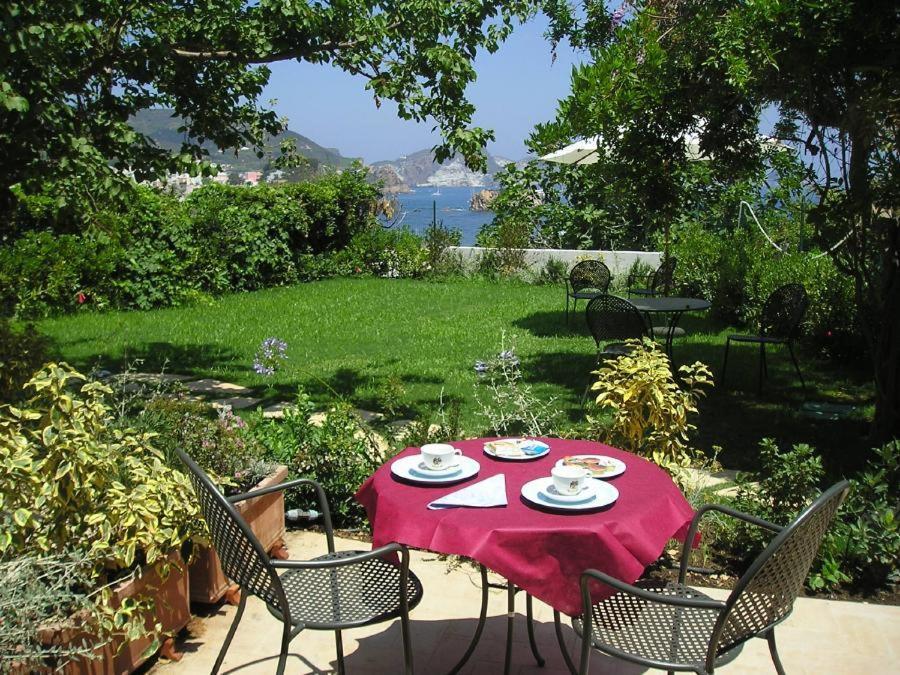 Agenzia Isotur Villa Olimpia Ponza Exterior foto
