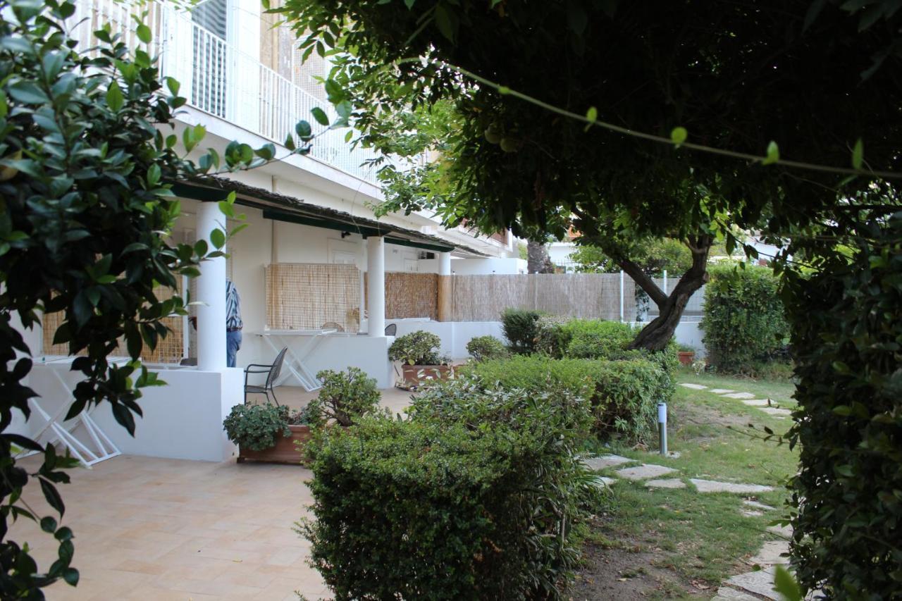 Agenzia Isotur Villa Olimpia Ponza Exterior foto